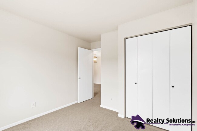 Building Photo - 454 Atlanta Court