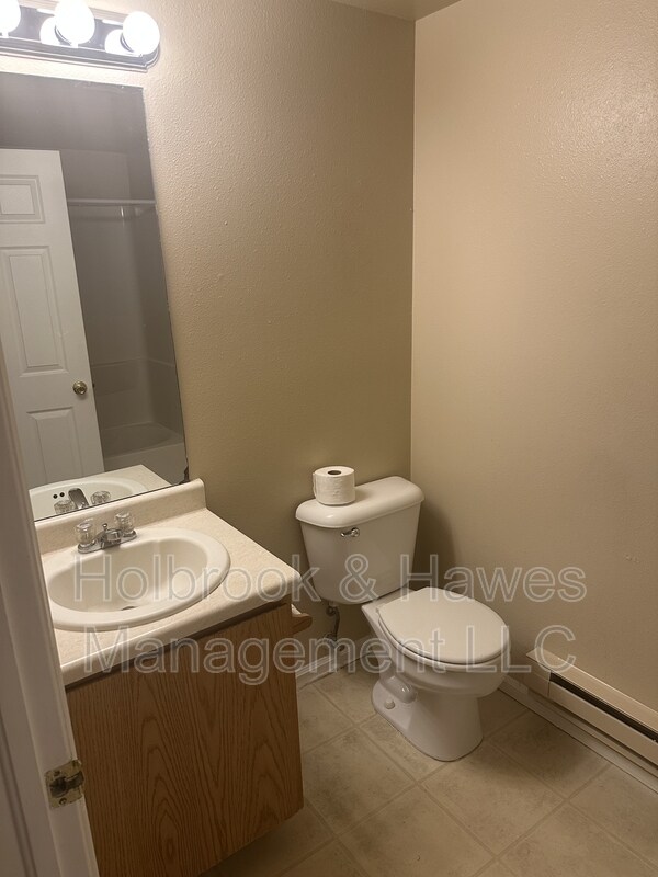 Building Photo - 4531 Boardwalk Dr