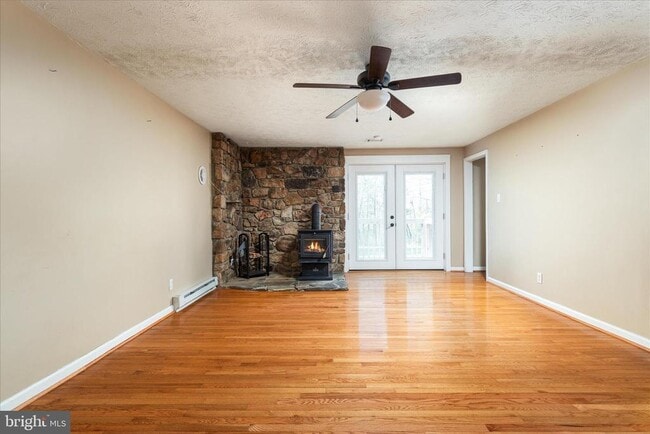 Building Photo - 716 Gafia Lodge Rd