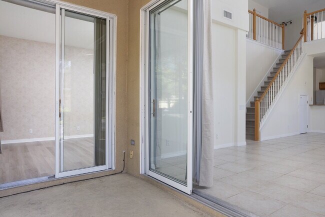 Building Photo - Pinellas Park, Gated Townhome Community 3/...