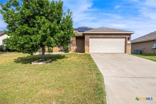 Primary Photo - 1217 Roanoke Dr