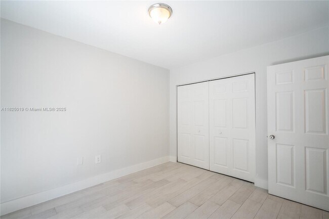 Building Photo - 465 NE 59th St