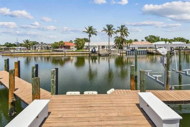 Building Photo - 4328 40th St S