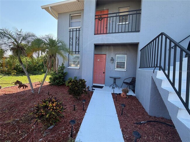 Building Photo - 2619 Magdalina Dr
