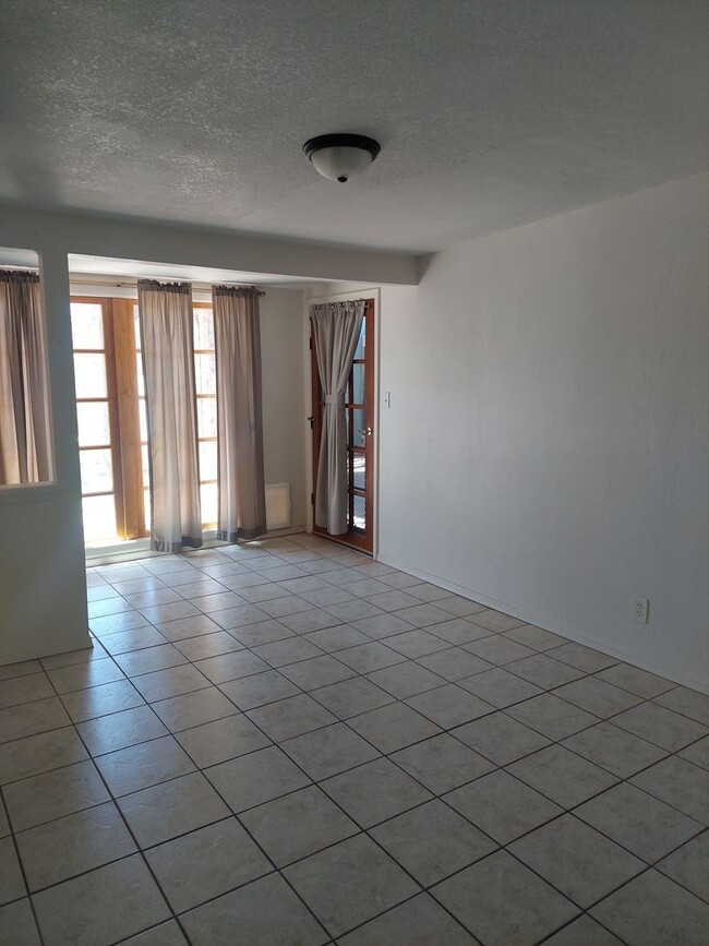 Building Photo - Beautiful Rental near Fort Bliss