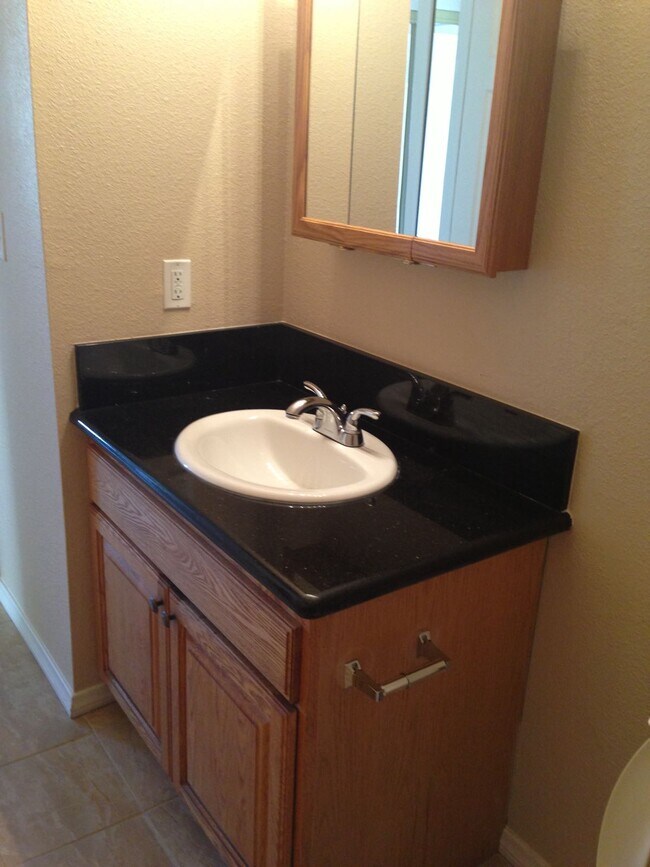 Building Photo - 12835 10th St