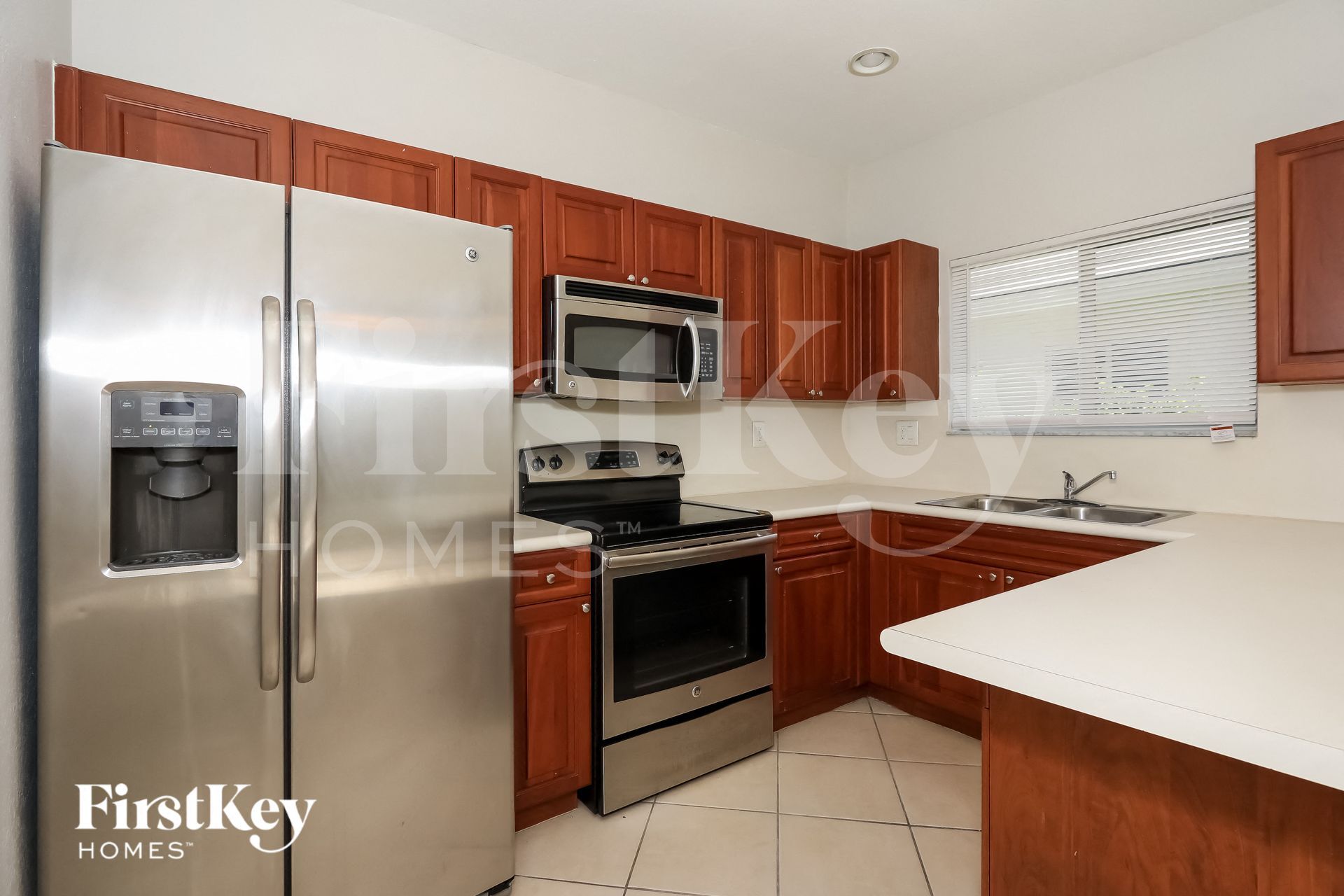 Building Photo - 3168 NE 4th St