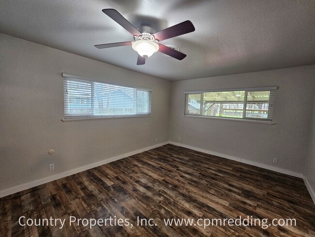 Building Photo - Renovated Gated House on an Acre with Detached Shop in Cottonwood!