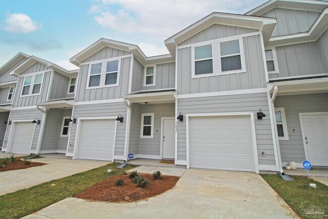 Building Photo - 1635 Iroquois Ct