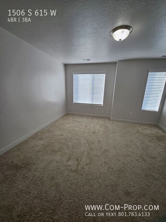 Building Photo - 1506 615 W