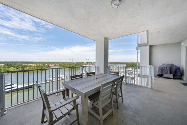 Building Photo - 4851 Wharf Pkwy E