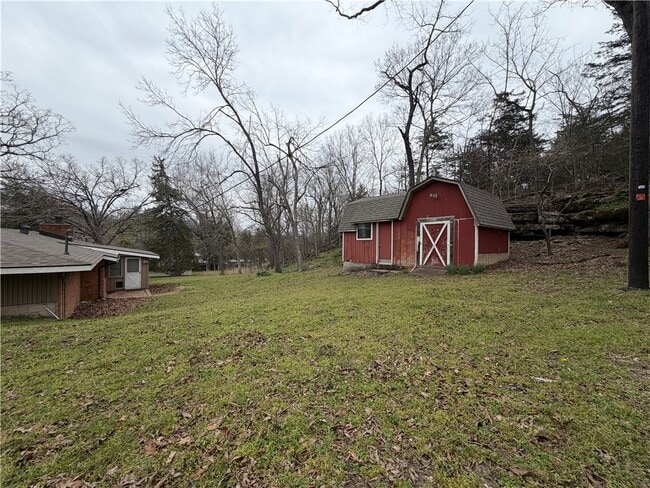 Building Photo - 9108 Bluff Dr