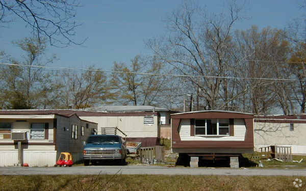 Primary Photo - Lovejoy Mobile Homes