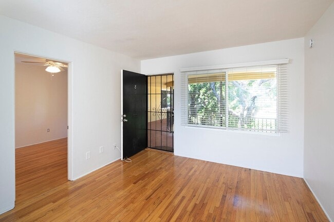 Building Photo - *OPEN HOUSE: 8/2 10AM-12:30PM* Vintage Cha...