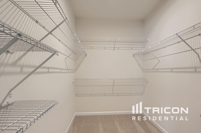 Building Photo - 1251 Summer Shade Dr