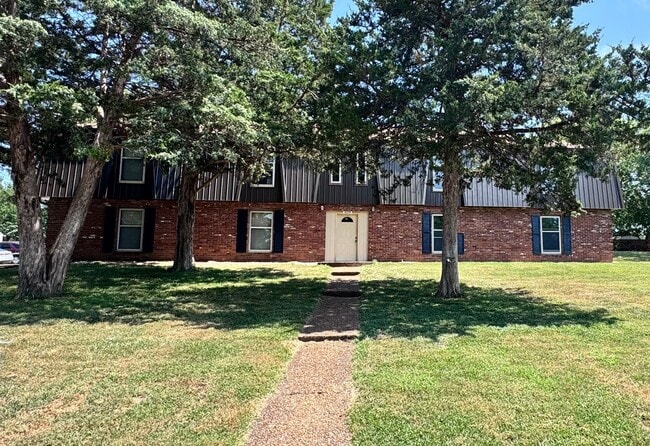 Primary Photo - 1609 Chaddsford Dr