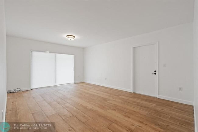 Building Photo - 7831 SW 56th St
