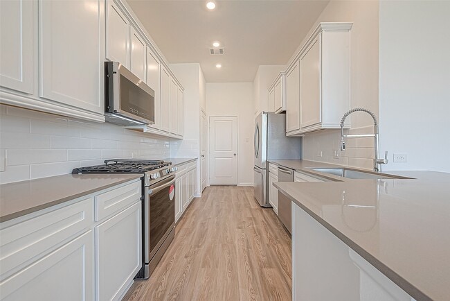 Building Photo - 5554 Amber Brook Ln