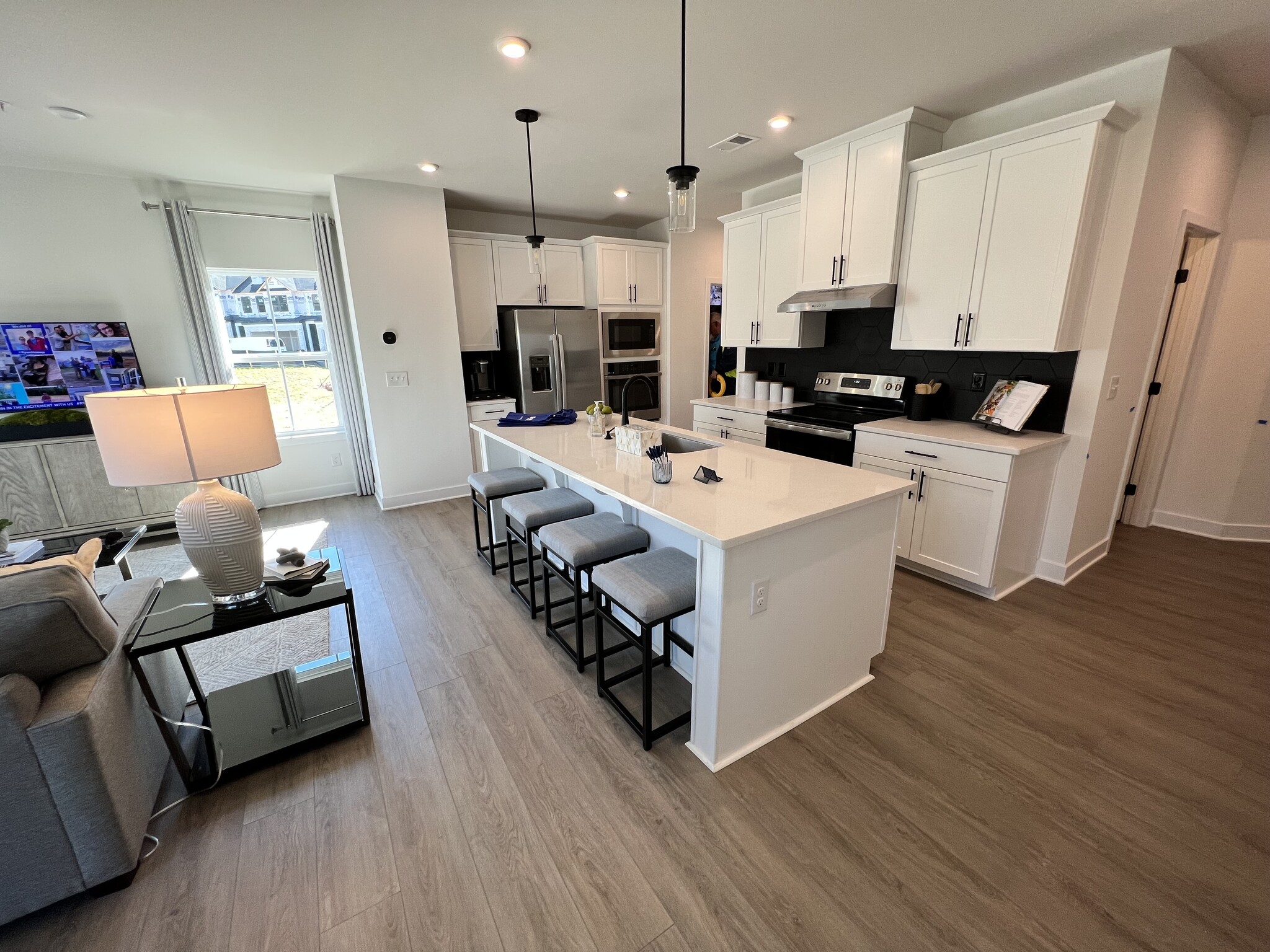 Building Photo - 180 Climbing Ivy Cir