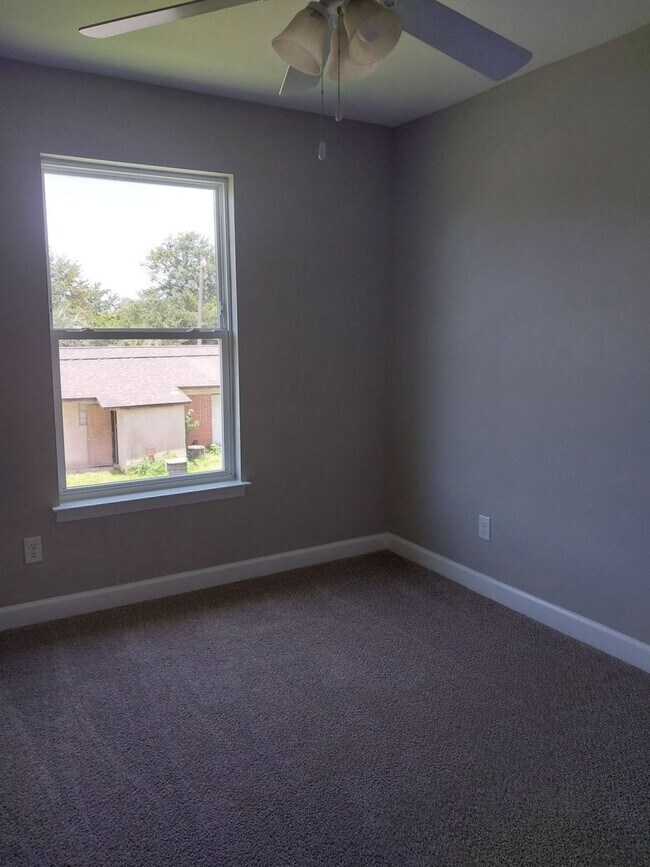 Building Photo - 255 Callaway Chase Ln