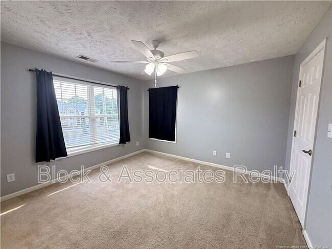 Building Photo - 3342 Harbour Pointe Pl