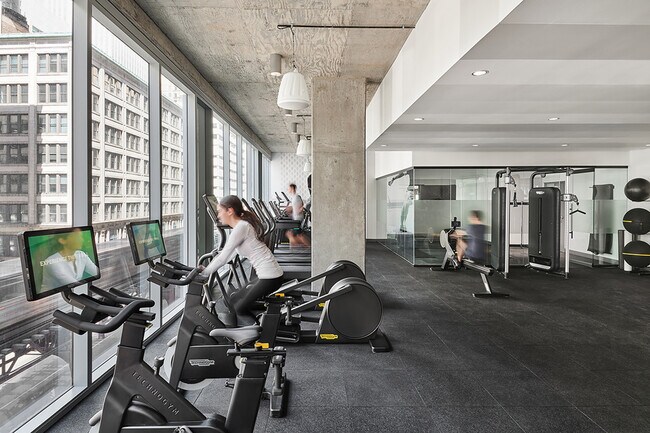 Building Photo - 60 E Randolph St