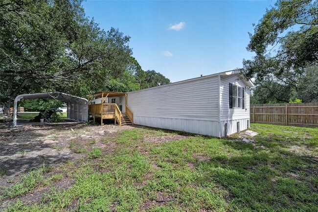 Building Photo - 2122 Koster Rd