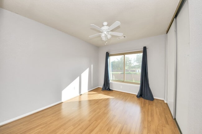 Building Photo - 3007 Cotter Lake Cir