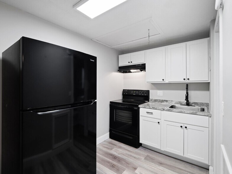 Building Photo - Dartmouth Place Apartments