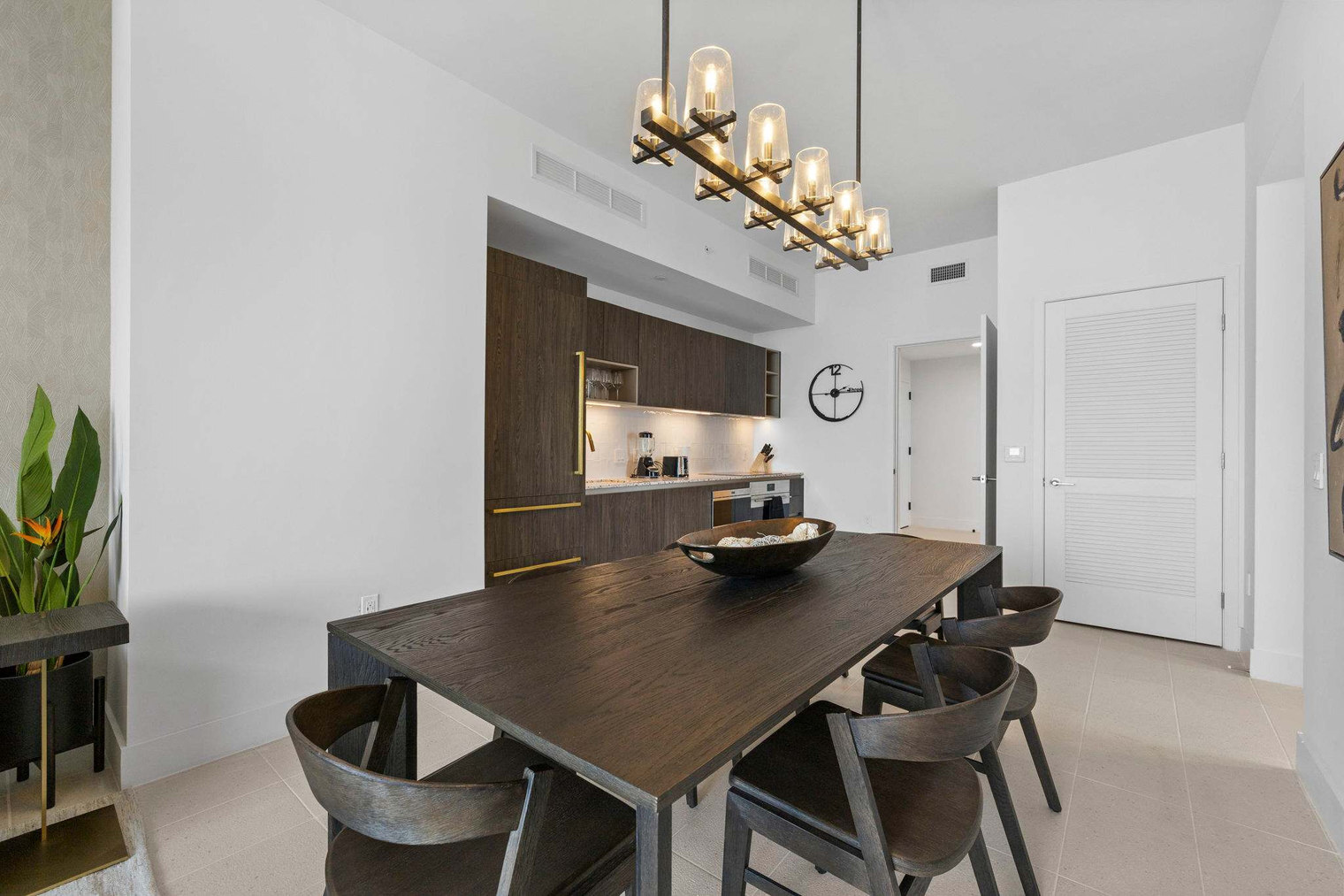 Building Photo - 159 NE 6th St