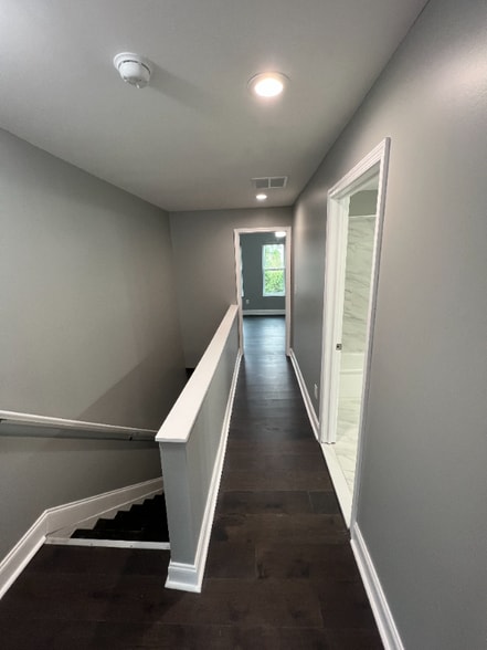 Building Photo - 1808 Druid Hill Ave