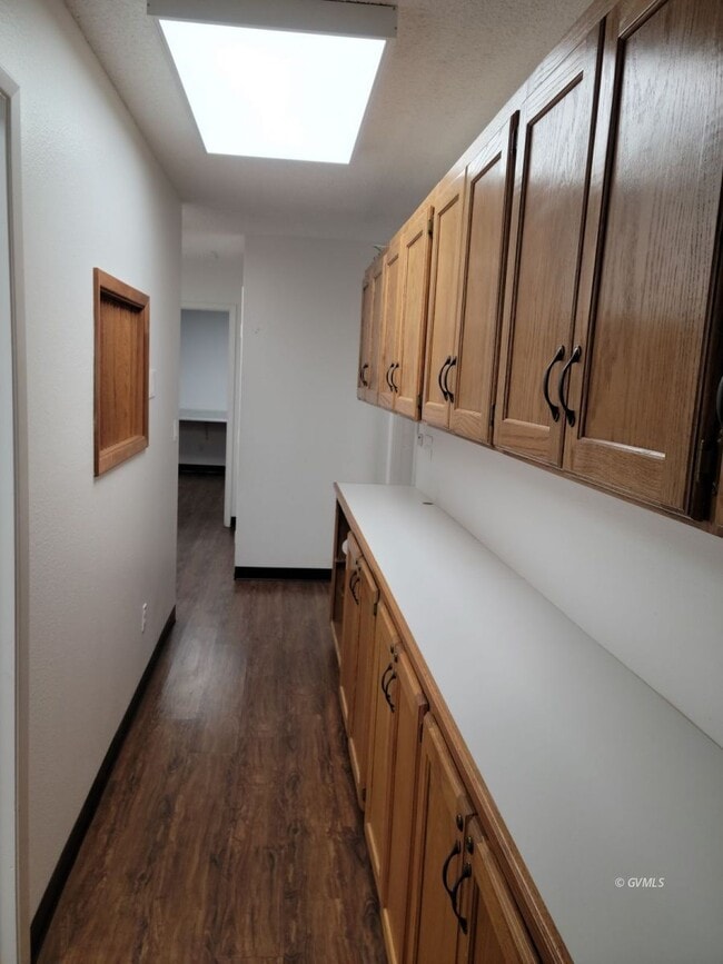 Building Photo - 1491 W Thatcher Blvd