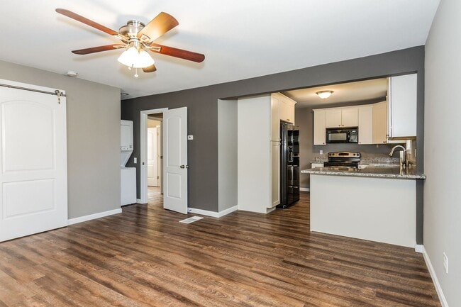 Building Photo - 1 Bedroom House in O'Fallon