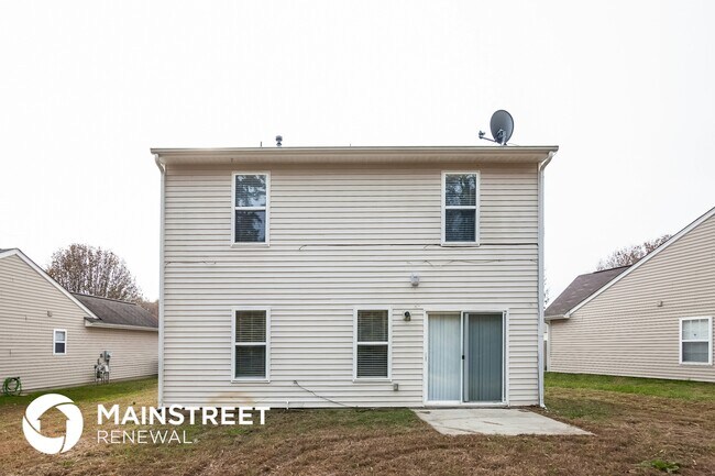 Building Photo - 10020 Green Hedge Ave