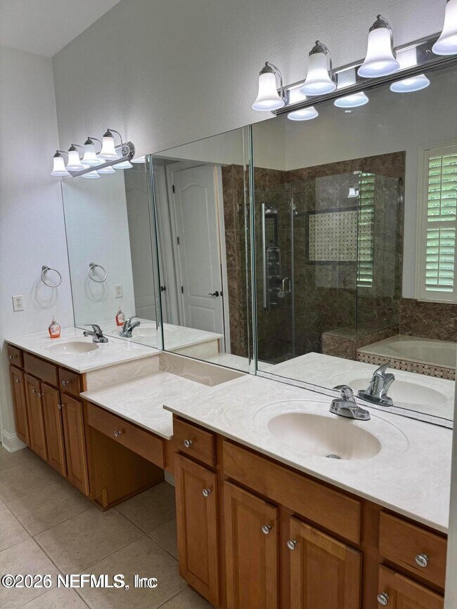 Building Photo - 9902 Windwater Ct