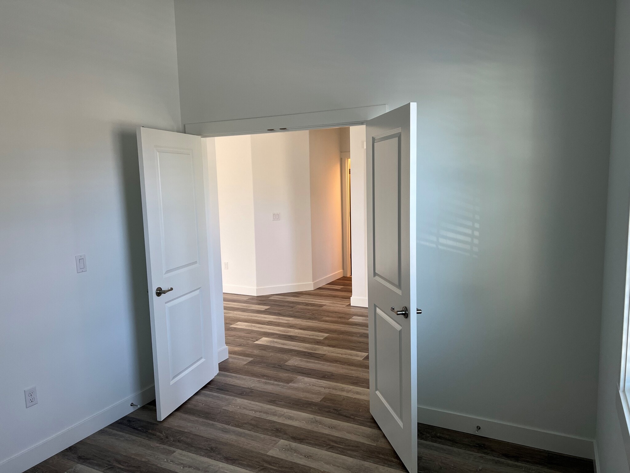 Building Photo - 3002 Roald Ave SE