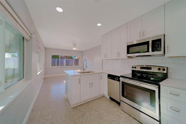 Building Photo - 13248 4th St E