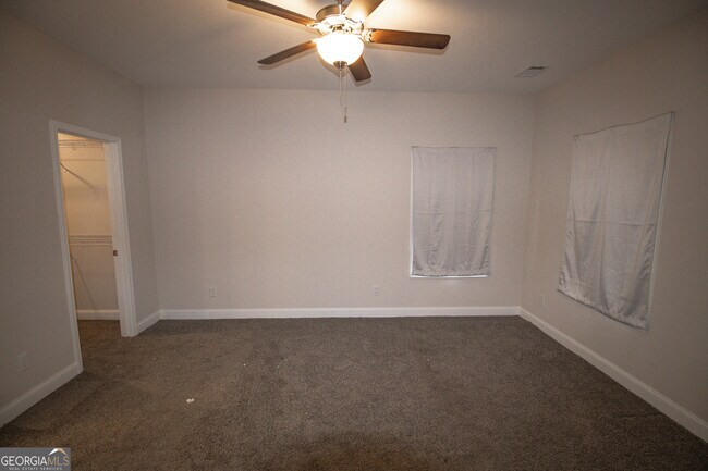 Building Photo - 603 N Kevin Ct