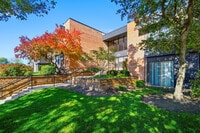 Building Photo - 1255 N Sterling Ave