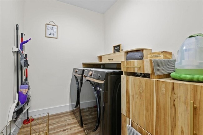 Building Photo - 350 Allison Ct