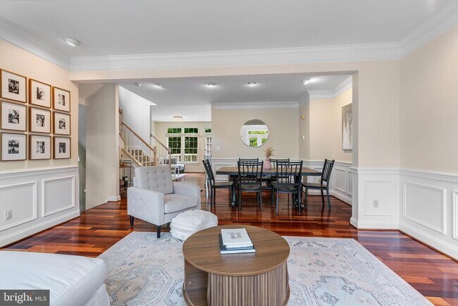 Building Photo - 11426 Summer House Ct