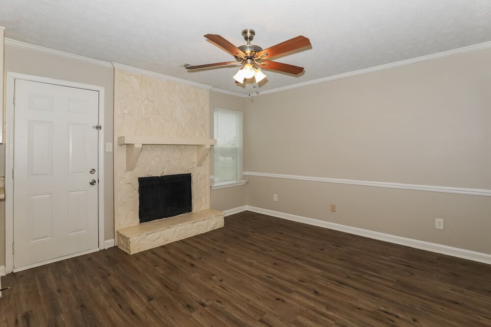 Building Photo - 8194 Canyon Forge Dr