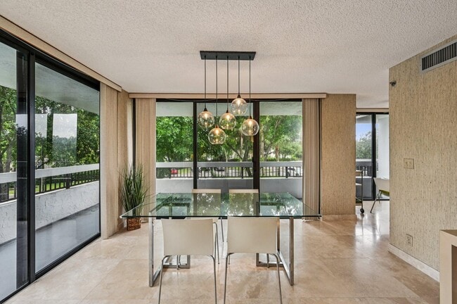 Building Photo - 23200 Camino Del Mar