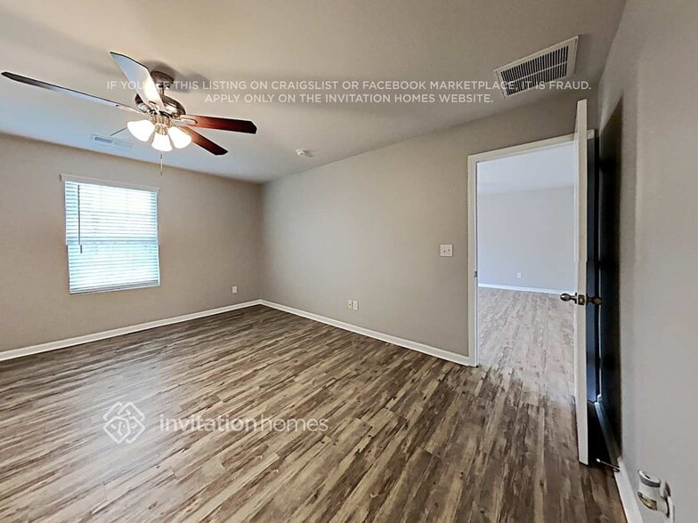 Building Photo - 130 Silver Oak Cir
