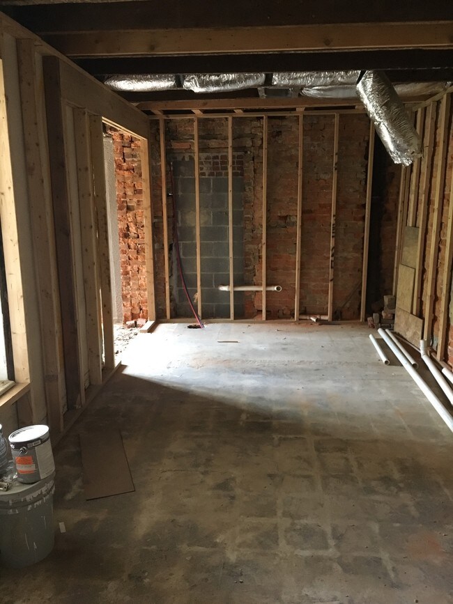 Unfinished unit - 37 S Prospect St