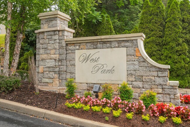 Building Photo - 7277 Charlotte Pike