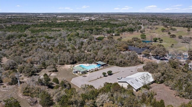 Building Photo - 312 Country Club Dr