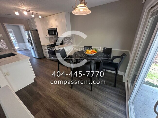 Building Photo - 2106 Clearvista Dr NW