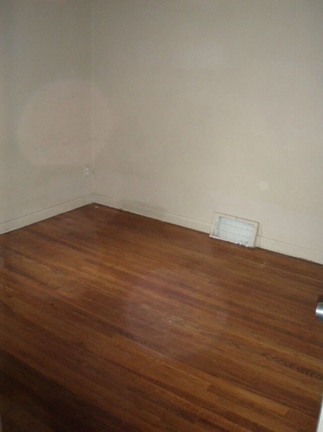 Building Photo - 23104 Brittany Ave