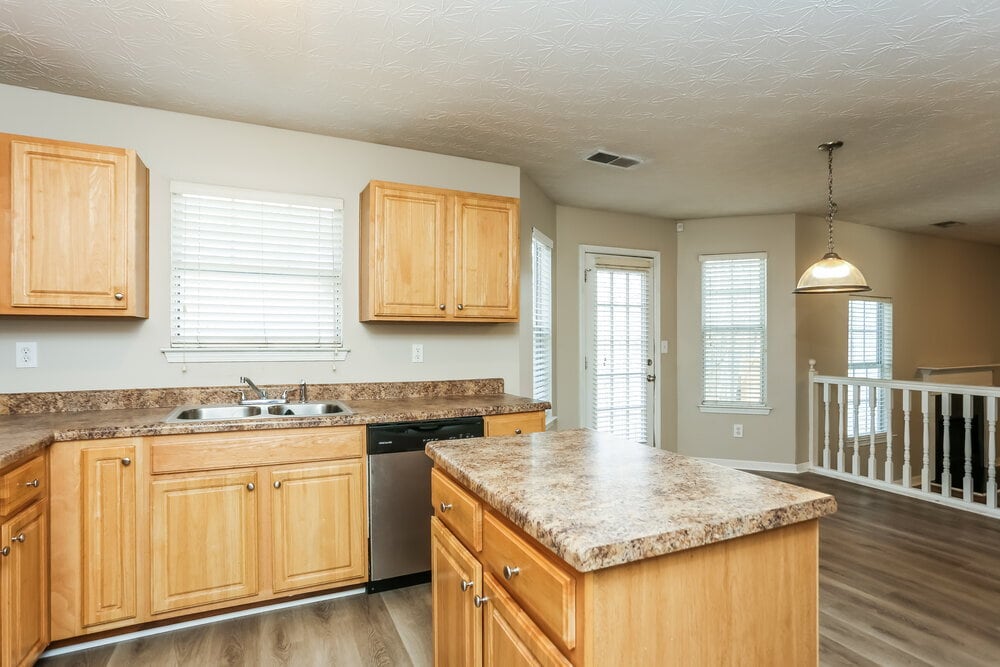 Building Photo - 4253 Kensington Cove